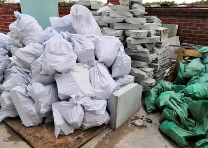 Вывоз строительного мусора из дома